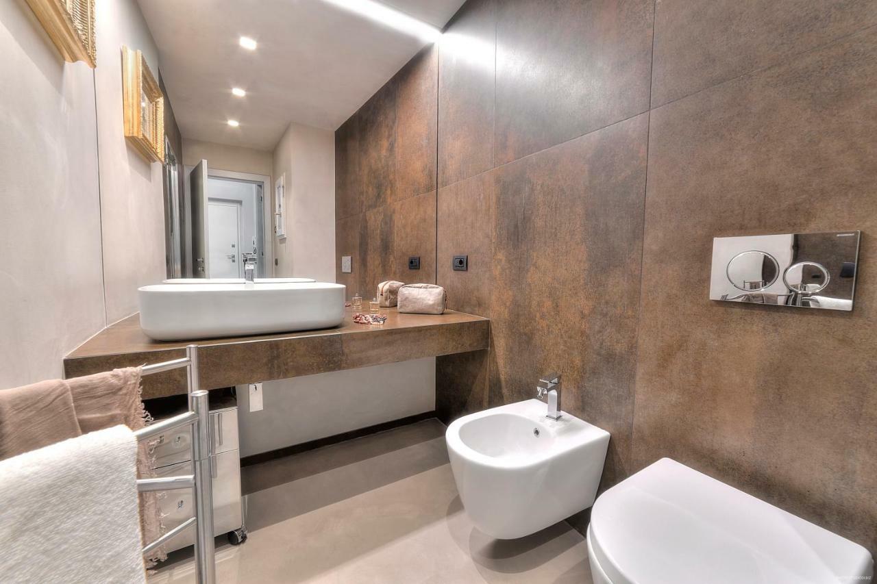 Stone Walls Deluxe Apartamento *